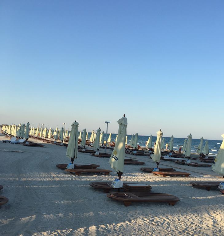Arthemis Apartment Mamaia Eksteriør billede