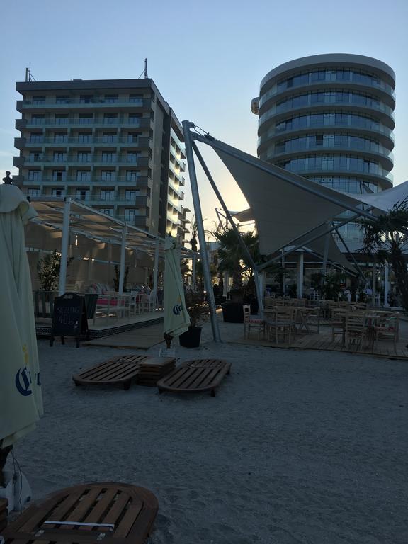 Arthemis Apartment Mamaia Eksteriør billede
