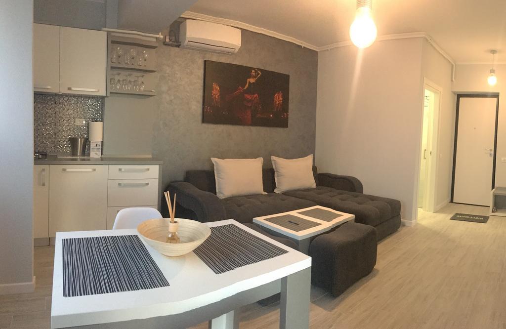 Arthemis Apartment Mamaia Eksteriør billede